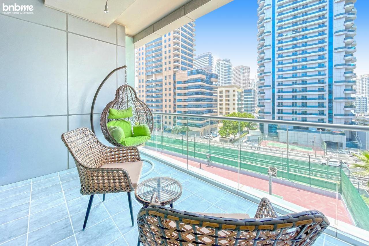 Bnbmehomes - Sit Back & Enjoy Seeing The Luxury Yachts Drive By - B67 Dubai Eksteriør billede